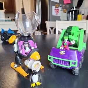 Fisher Price Imaginext Batman Villans The Penguin & Joker w/vehicles
